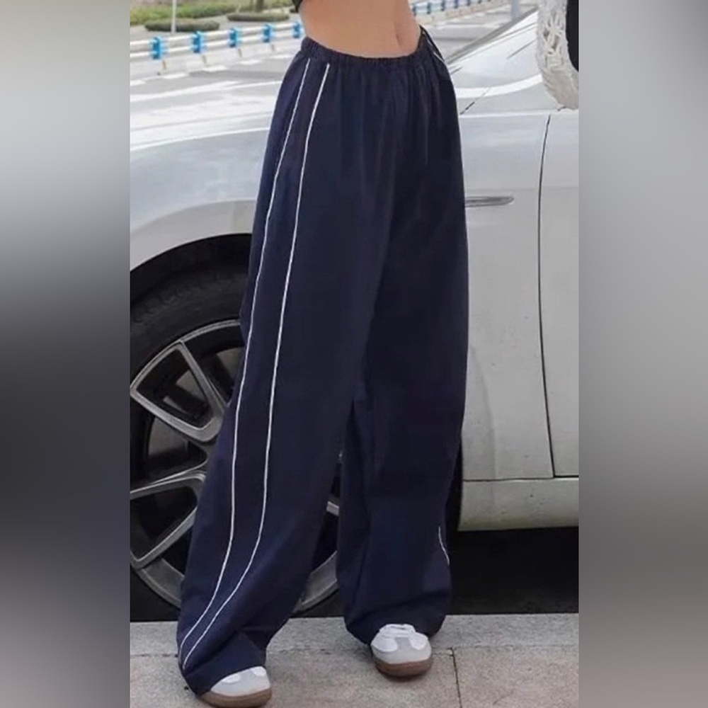 WIDE LEG NAVY TRACK PANTS
